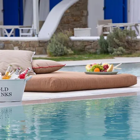 Kostantis Summer And 3* Ορνός