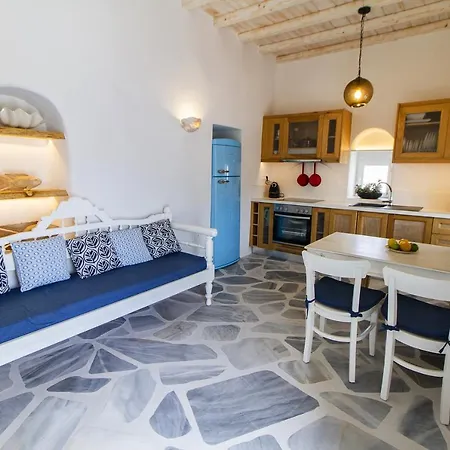 Kostantis Summer And Aparthotel 4*