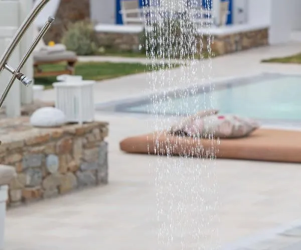 Kostantis Summer And 4*